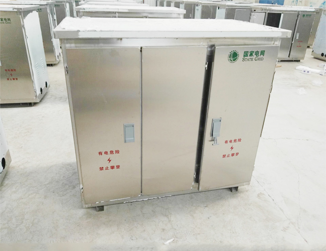JP-4 600-1000A 进线熔断器+出线塑壳漏电
